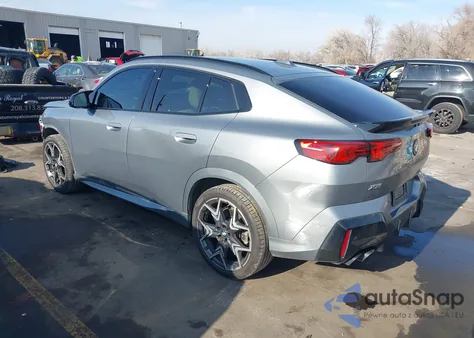 2025 BMW X2 M35I z USA, uszkodzony, nr VIN WBX83GM06S5113554